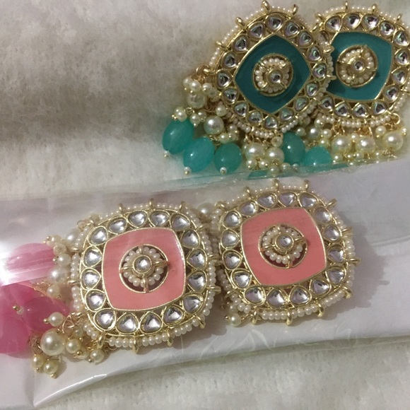 ❗️HOT SELLING❗️Indo Western Earring set - Picture 3 of 3